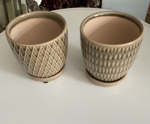 Small beige ceramic round - beige,