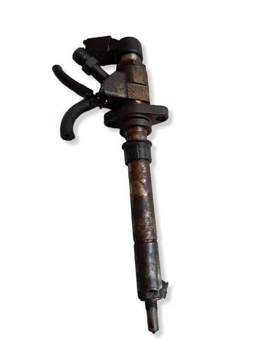 Volvo v50 fuel injector - volvo,