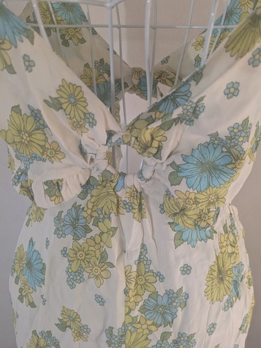 Vintage style floral print - style,