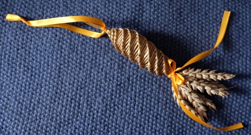 Rustic handmade straw corn - a,