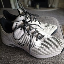 Mens Yonex SONICAGE All Court/Power Cushion Tennis Shoes/Trainers. UK Size 10.5