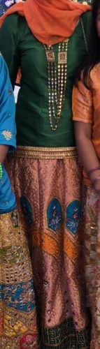 Mehndi outfit pakistani - outfit,