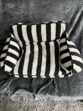 USED,small  Black And White Cat Sofa,fur  visible on cushions  read description