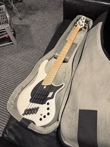 Dingwall ng3 strings - dingwall,