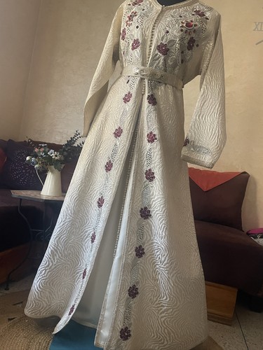 Brocade silver red - l, 05/26