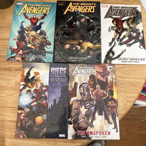 Marvel mighty avengers - avengers, bundle