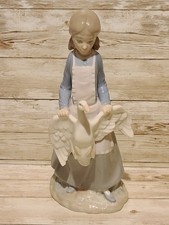 Nao porcelain figurine of a