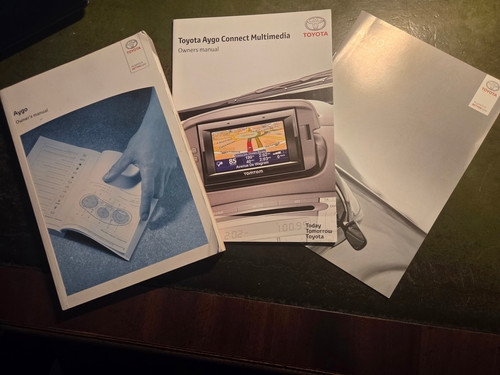 Toyota aygo owners manual 371 - aygo,