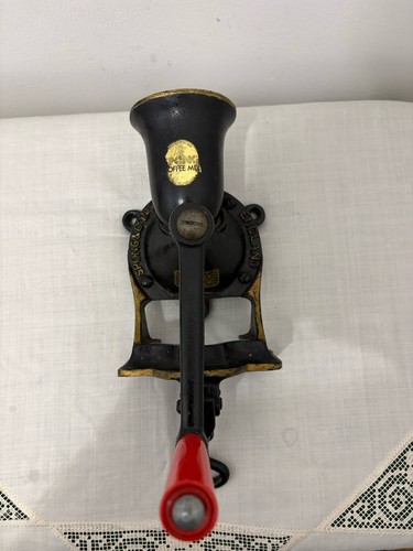 Vintage sponge cast iron - cast,