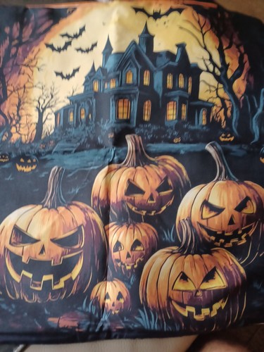 Halloween themed cushion cover