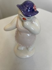Royal Doulton DS8 Lady Snowman
