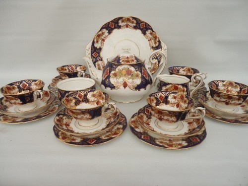 Royal albert heirloom tea set - `royal,