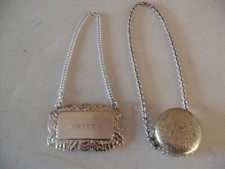 Whisky Bottle Label and Expanding Bottle Collar.