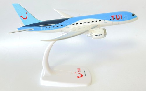 Boeing 787 tui - tui, airways