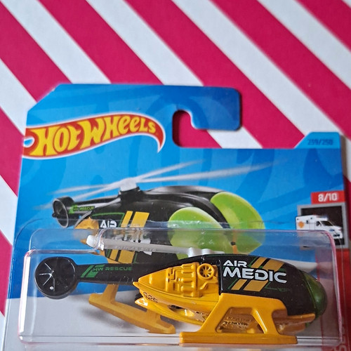 Hot wheels rescue skyfire - hot, hw