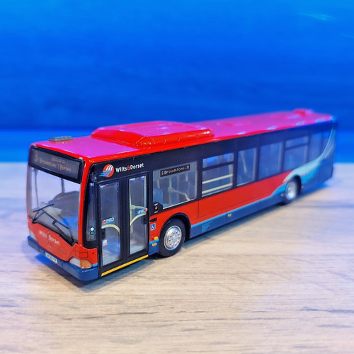 Cmnl ukbus 5011 mercedes - cmnl,