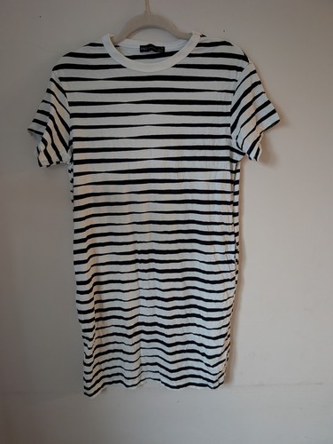 Ladies black and white shirt - black,
