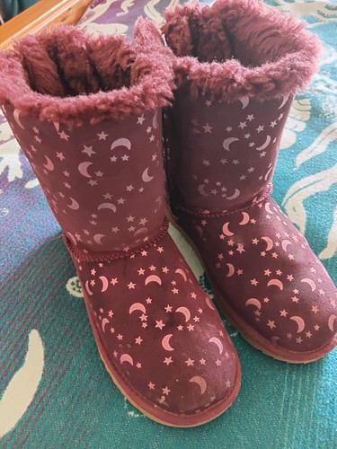 Genuine ugg boots - boots,, 3.