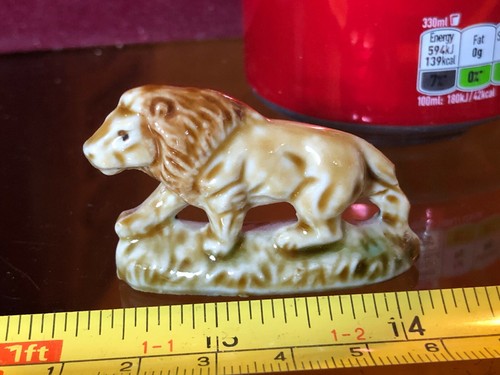 Wade lion light brown - lion,