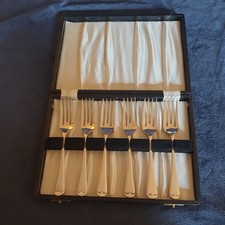 Cased Vintage EPNS - 6 Pastry