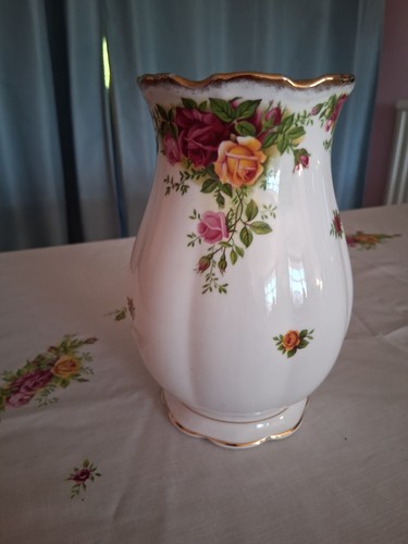 Royal albert old - royal, roses