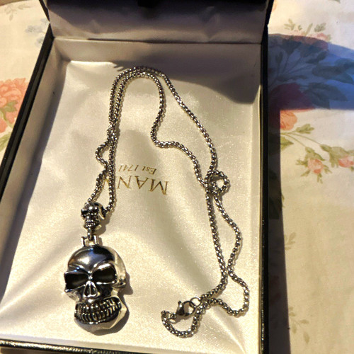 Silver tone gothic skull charm - tone,
