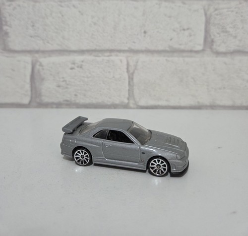 Hot wheels 2010 nissan - 2010, skyline