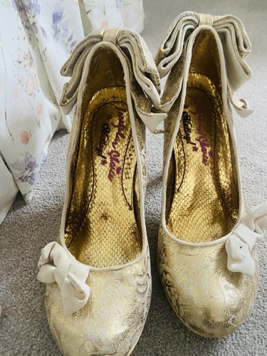 Irregular choice gold brocade - irregular,