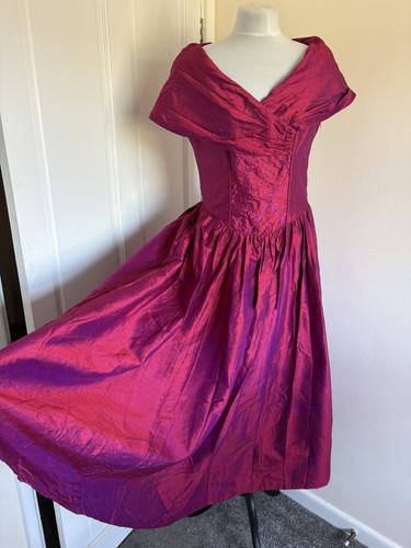 Laura ashley vintage raspberry - laura,