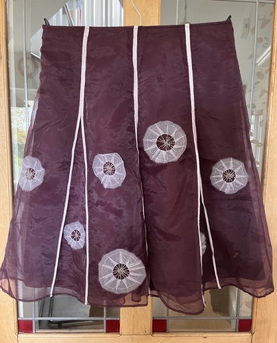 Lovely just taffeta skirt - lovely,