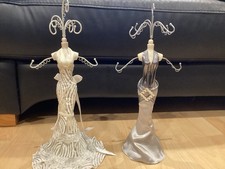 Jewellery Necklace Display Stand Wire Mannequin Dress, White And Grey Dresses