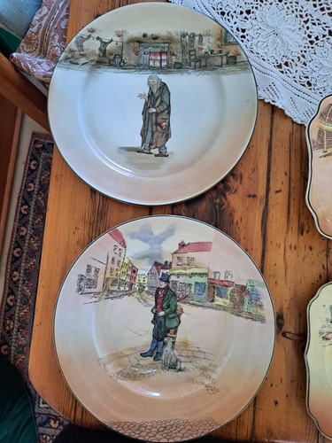 Royal doulton wall plates - royal,