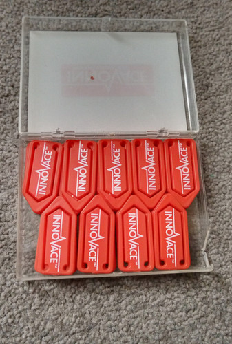 Vtg paper clips - vtg, red