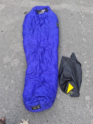 Mountain hardwear sleeping - mountain,