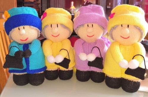 Hand knitted queen elizabeth - knitted,