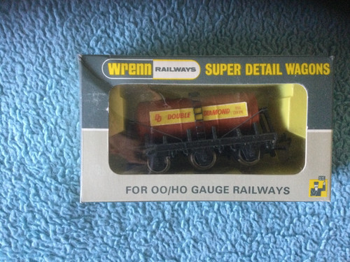 Wrenn w5044 six wheeled - wrenn, tanker