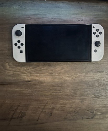 Nintendo switch oled white - nintendo,