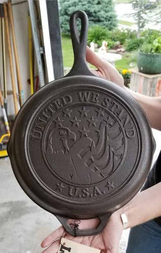 Lodge cast iron - iron, skillet
