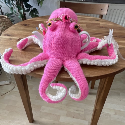 Handmade knitted with love - handmade,