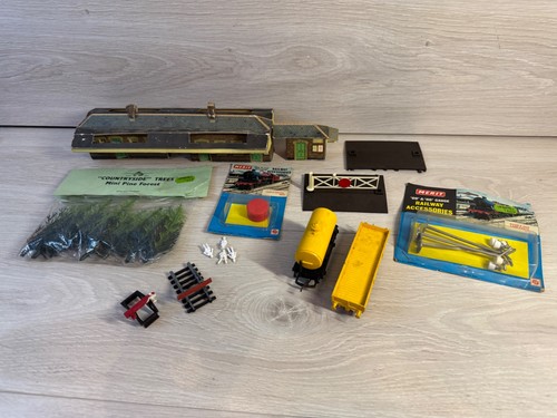 Model railway parts - railway,