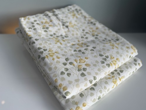 Vintage laura ashley - laura,