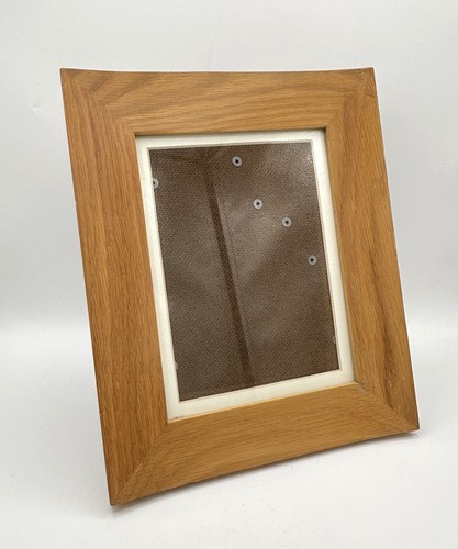 Curved light wooden oak photo - curved,