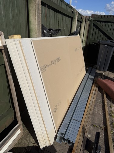 Plasterboard 72mm track - 72mm, and