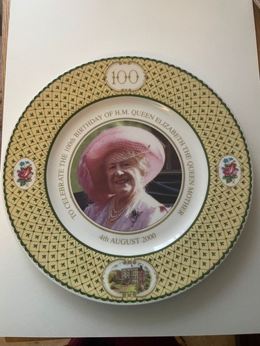 Royal worcester hrh queen - -,