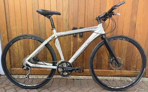 Scott sub hybrid bike - 10,