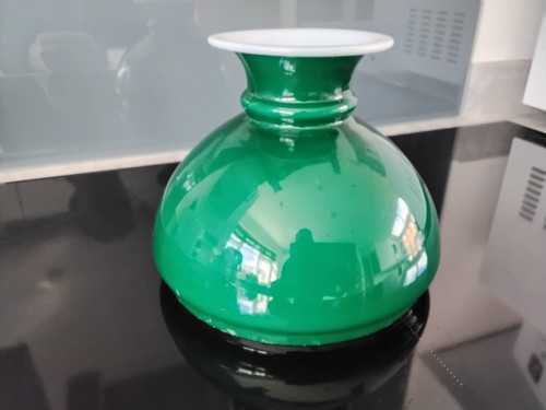 Green vesta shape - shape, oil