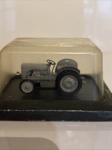 Diecast massey ferguson tea - massey, 20