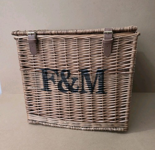 Large fortnum and mason - and,