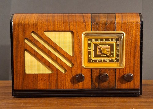 Old antique wood crosley 20 - old, ap-20