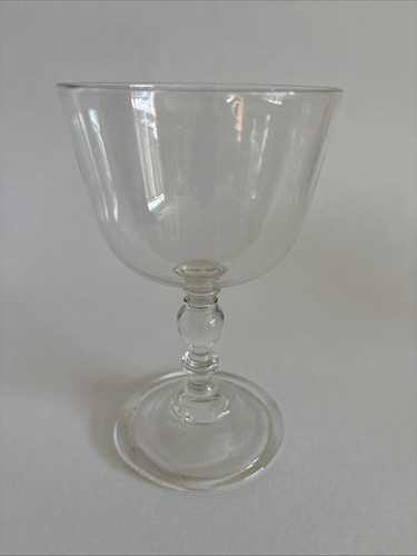 Antique champagne - , or